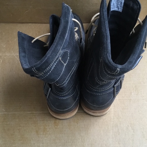 ROCKPORT BOOTS - Picture 6 of 9